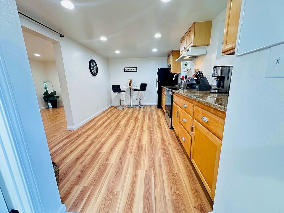 1st image of 540 Lake Ave #B