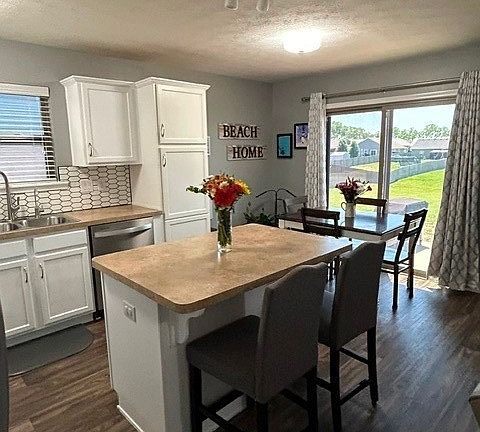 4th image of 8717 Black Oak Drive