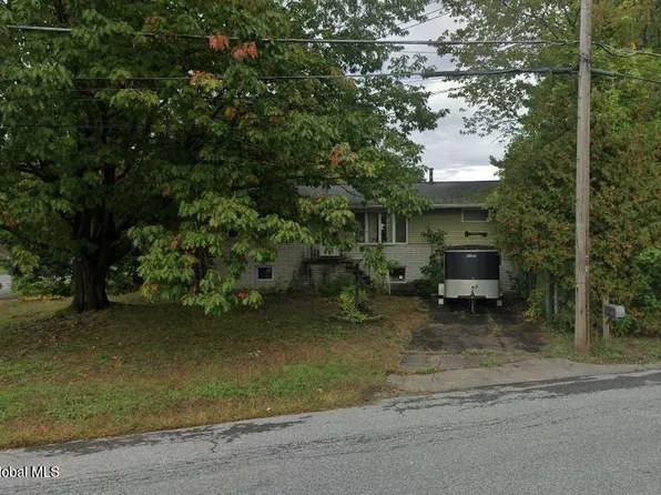61 Jones Drive, Schenectady, NY 12309