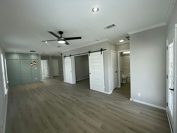 4th image of 978 Windemere Ave