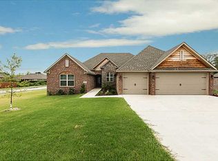 6204 SW Well Ter, Bentonville, AR 72712