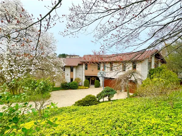 5005 Clydesdale Ct, Murrysville, PA 15668