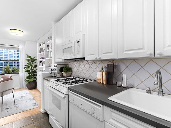 5th image of 165 W End Ave APT 9H