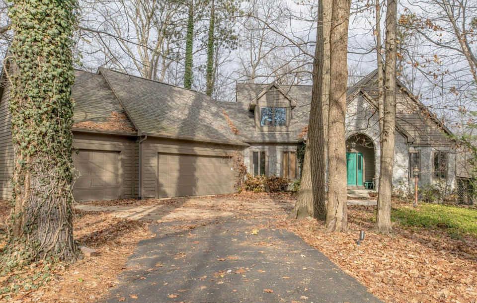 1st image of 222 Founders Ct