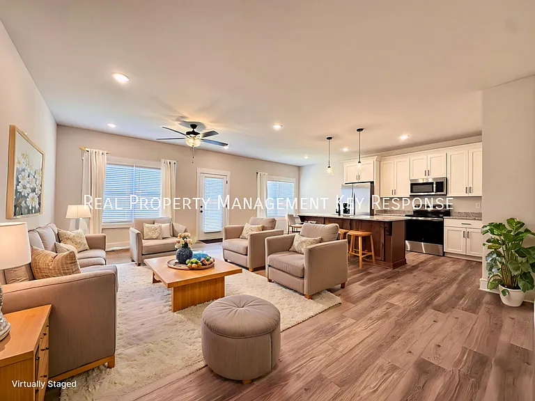 1170 Angus Way — Photo 3