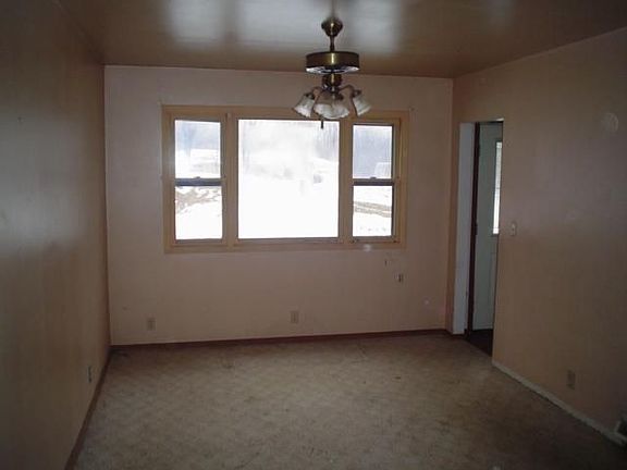 4th image of 1591 S 36th St