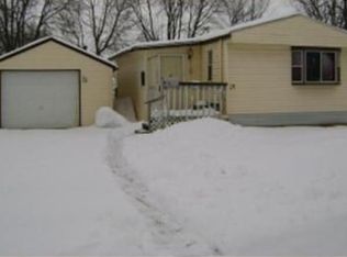 19 Park Dr NW, Eyota, MN 55934