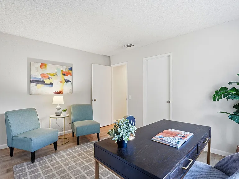 8 Coyle Creek Cir — Photo 16