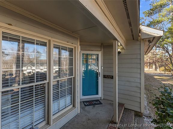 4th image of 438 Georgetown Cir