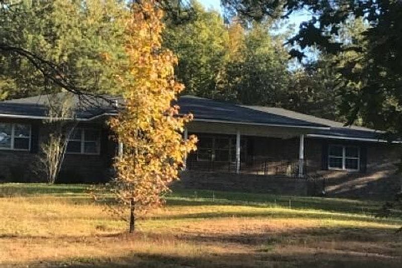 1st image of 5265 Woodland Rd