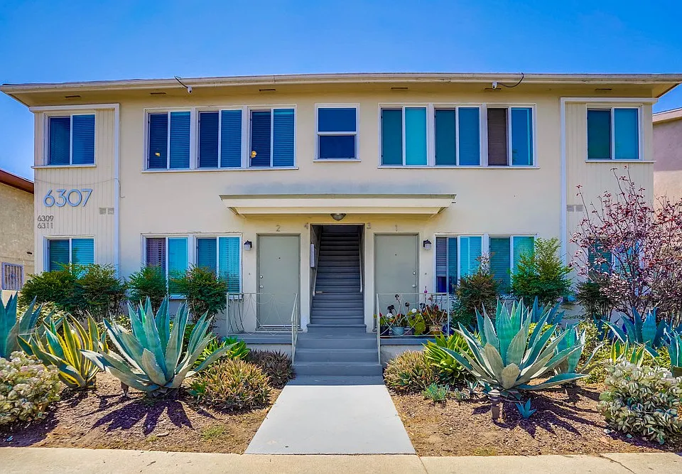 6307-6311 8th Ave