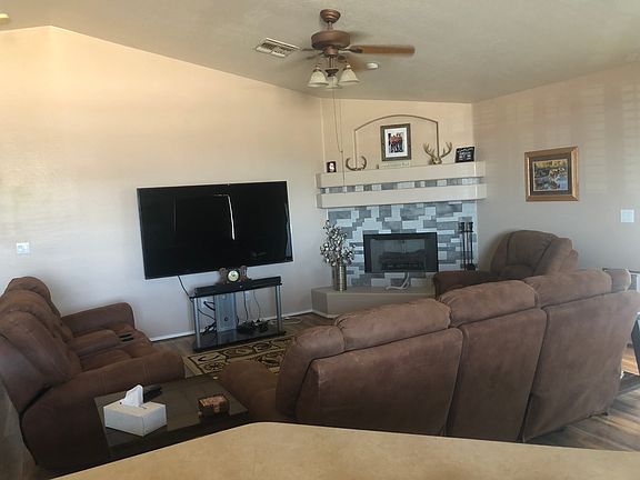 4th image of 2615 S 215th Dr