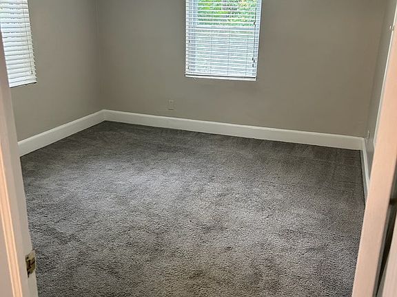4th image of 1300 Brennen Rd APT 1