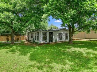 114 Taylor Dr, Spicewood, TX 78669