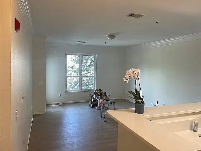 1521 Spring Gate Dr — Photo 4