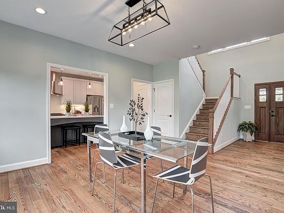 5th image of 6459 Holyoke Dr