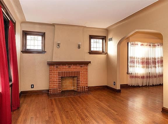 5th image of 4111 Loughborough Ave
