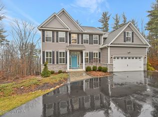 126 Godfreys Gate, Stroudsburg, PA 18360