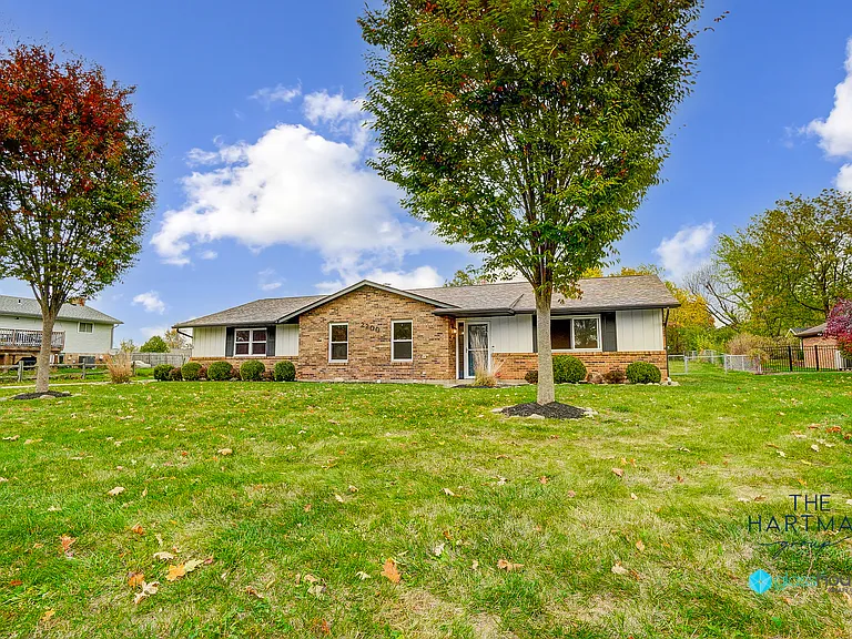 2200 Matrena Dr — Photo 3
