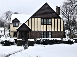 390 Hollywood Ave, Rochester, NY 14618