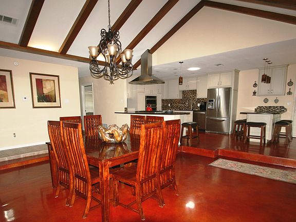4th image of 7708 Shoal Creek Blvd