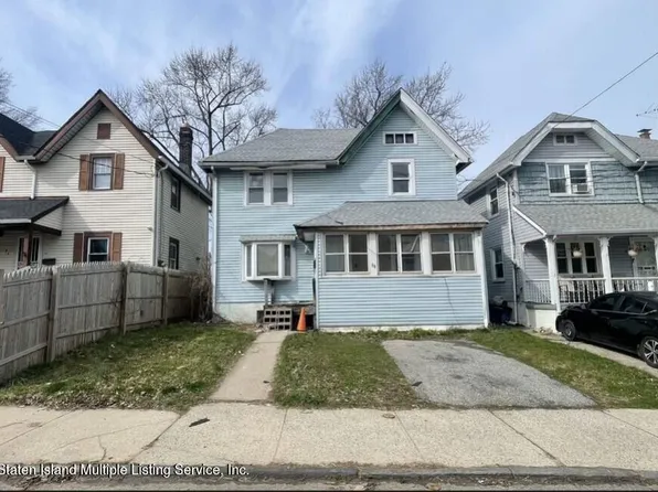 88 Bodine St, Staten Island, NY 10310