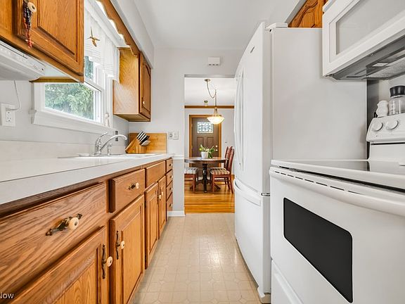 5th image of 5367 Chestnut Hill Dr