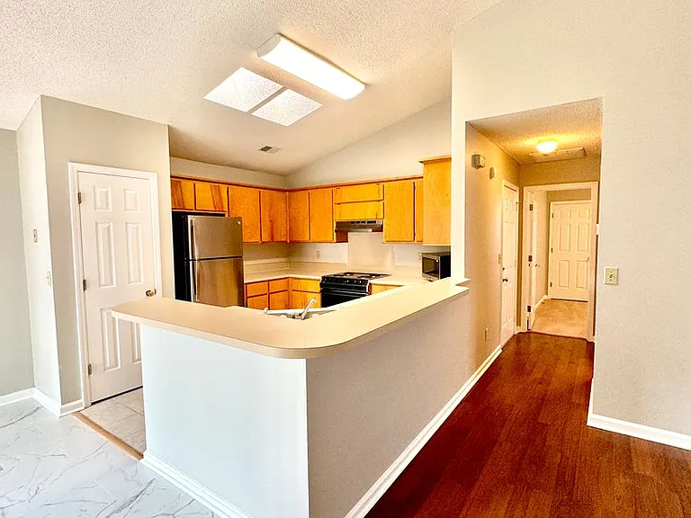 8693 Blackshear Ct — Photo 4