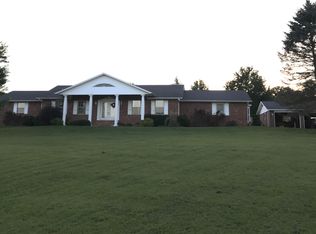 4886 Madison St, Huntsville, AR 72740