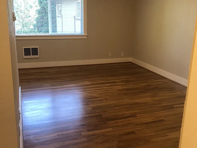 Taggart Apartments — Photo 10