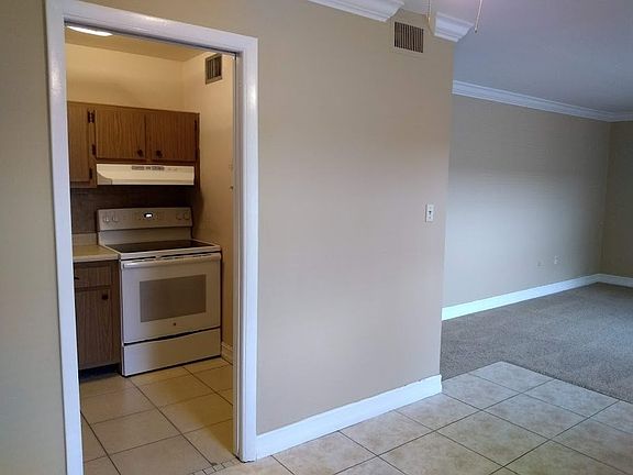 5th image of 1830 Maravilla Ave APT 110