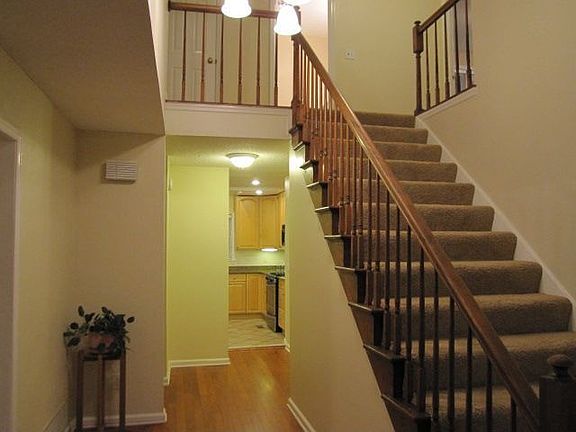 2-Story Entry Foyer