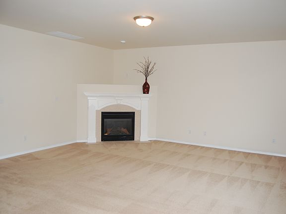 5th image of 1213 Hansberry Ave NE
