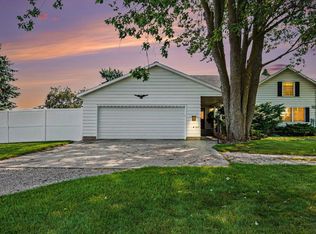 385 S Ely Hwy, Ithaca, MI 48847