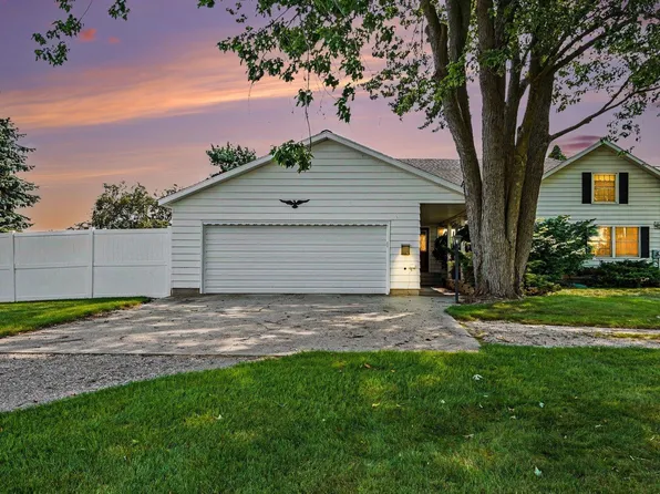 385 S Ely Hwy, Ithaca, MI 48847