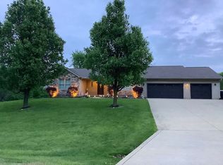 6708 S Lafayette Ave, Peoria, IL 61607