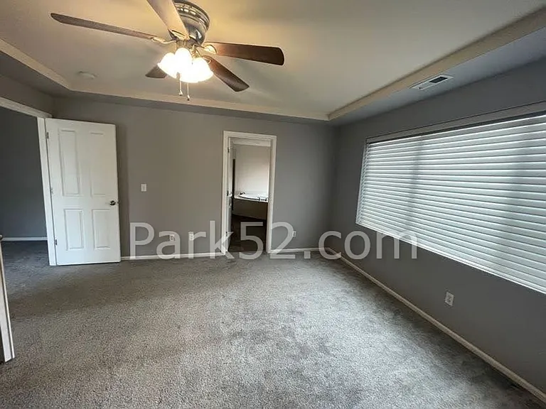 6418 41st St E — Photo 12