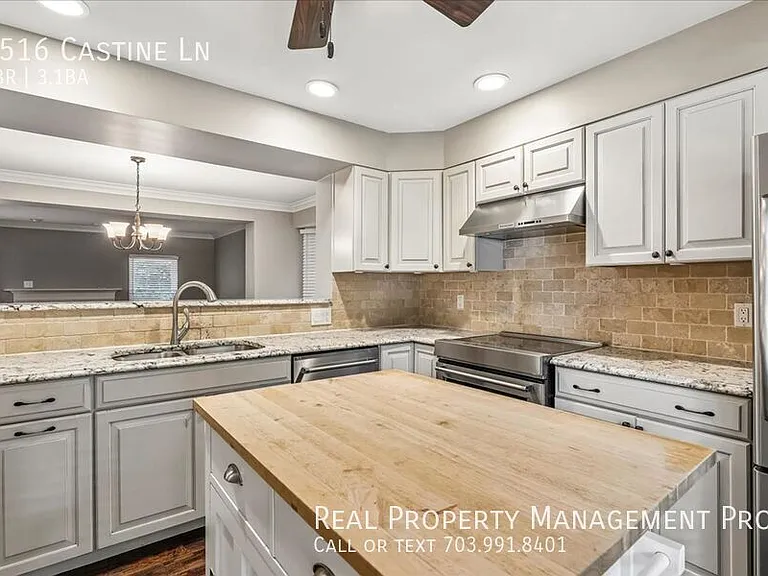 6516 Castine Ln — Photo 8
