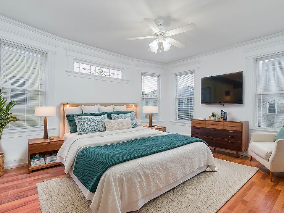 1st image of 65 Ellington St Floor 2