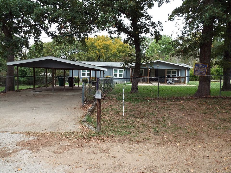 425 Pine St, Seven Points, TX 75143 Zillow