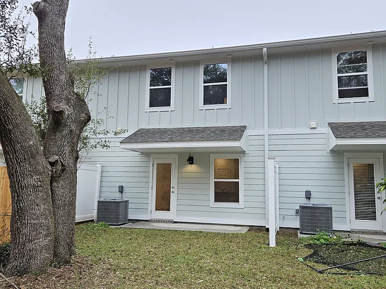 8654 Meadow Flower Ln — Photo 19