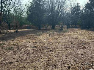 19 Pit Bull Ln, Pomona, IL 62975