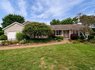 10458 Charmwood Ln, New Carlisle, OH 45344