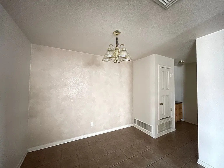 3206 Dannen Court — Photo 4