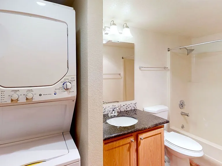Seattle North Apartments — Photo 50