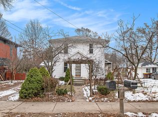 617 S Clinton St, Stockbridge, MI 49285
