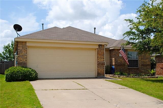 1st image of 2109 Cedar Park Dr