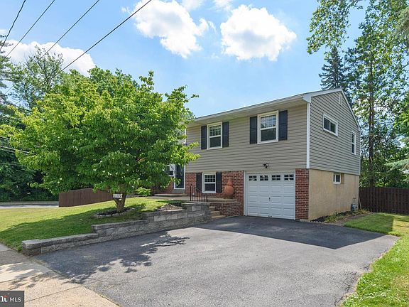 3rd image of 1100 Wynnbrook Rd