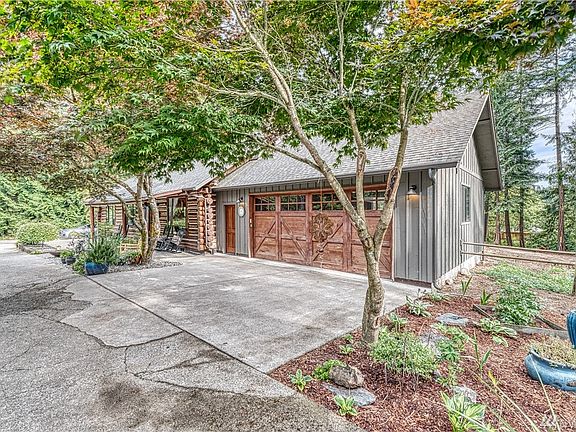 4th image of 4416 150th St NW