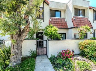 27666 Nugget Dr APT 3, Santa Clarita, CA 91387